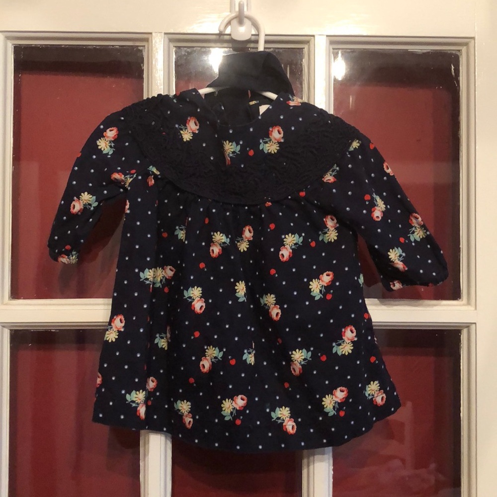 Size 3-6 months Gap baby dress with diaper cover